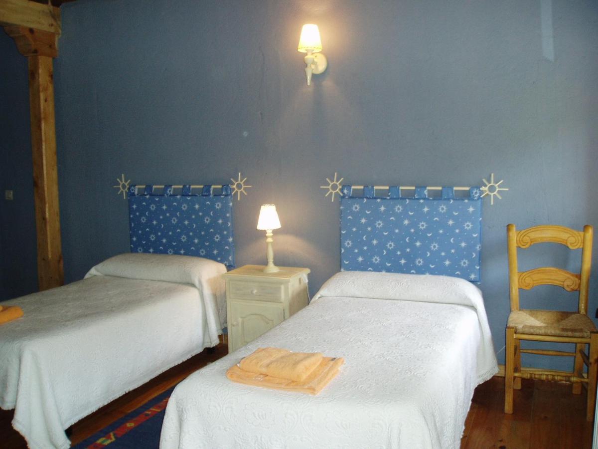 Hotel Rural El Urogallo Murias de Paredes Szoba fotó
