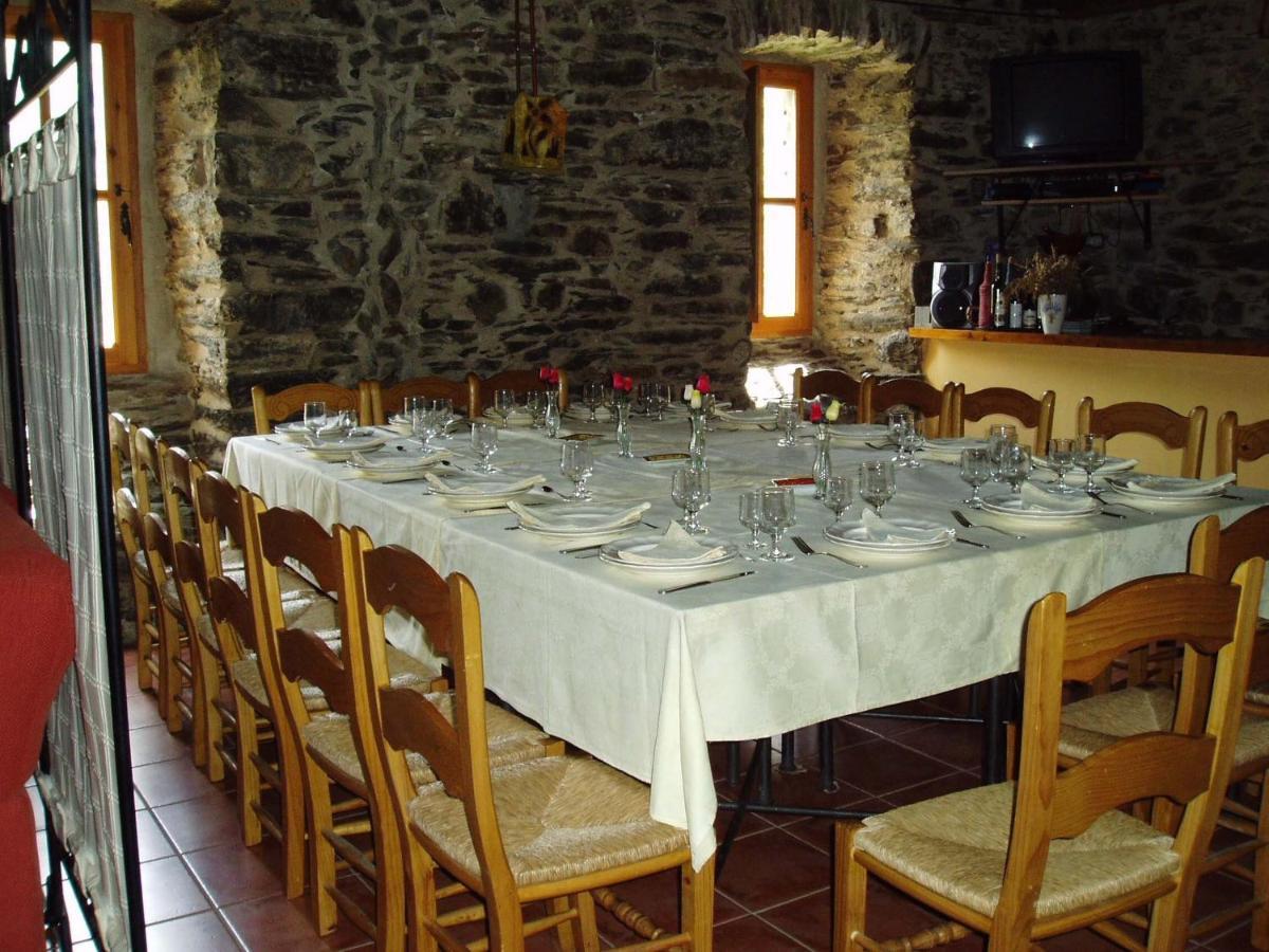 Hotel Rural El Urogallo Murias de Paredes Kültér fotó