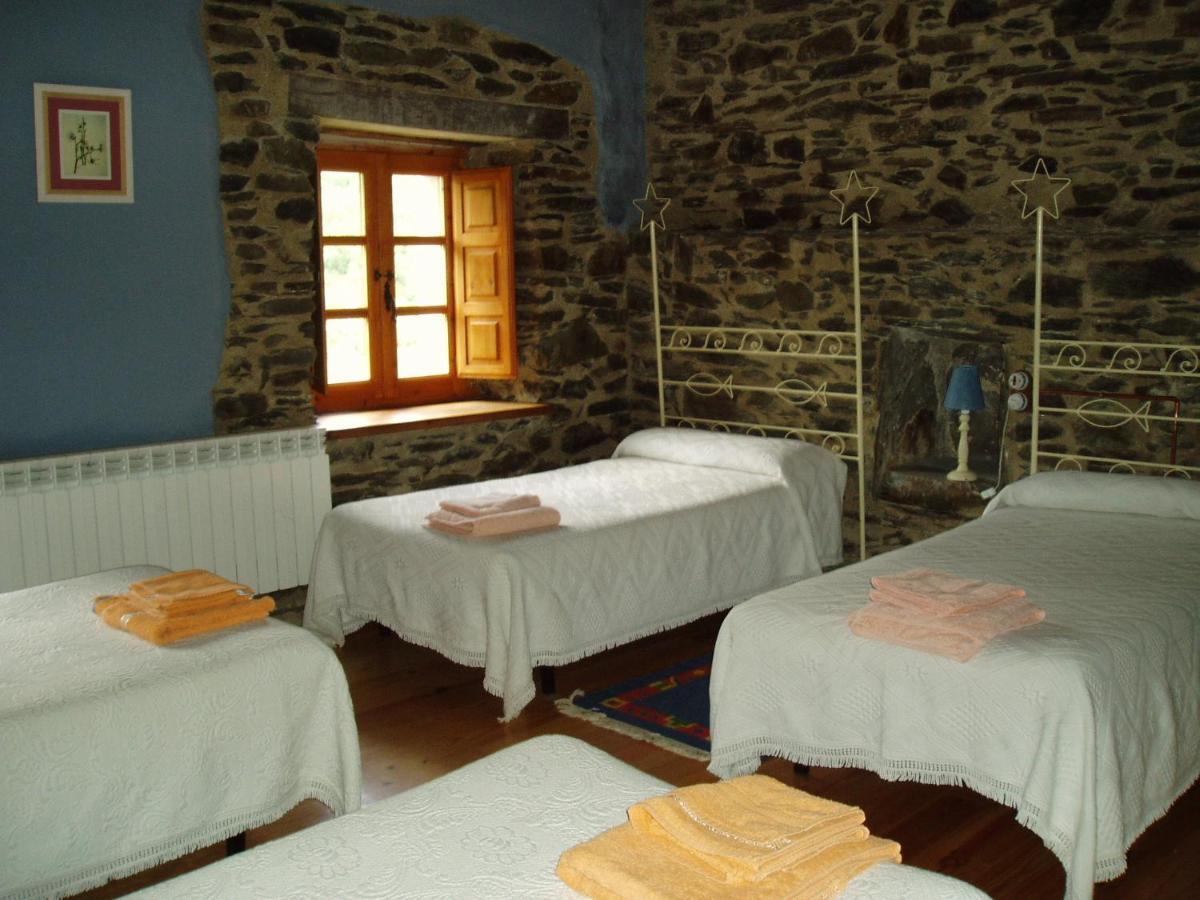 Hotel Rural El Urogallo Murias de Paredes Szoba fotó